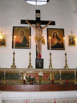 altare del crocefisso